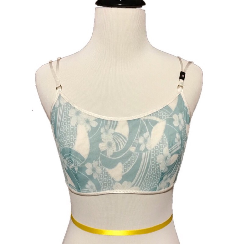 Victoria’s Secret scoopneck sheer floral bralette